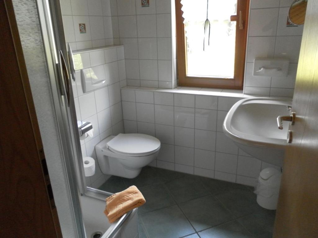 Hotel Garni Seebachstueble ทิทิเซ-นอยชตัดท์ ภายนอก รูปภาพ